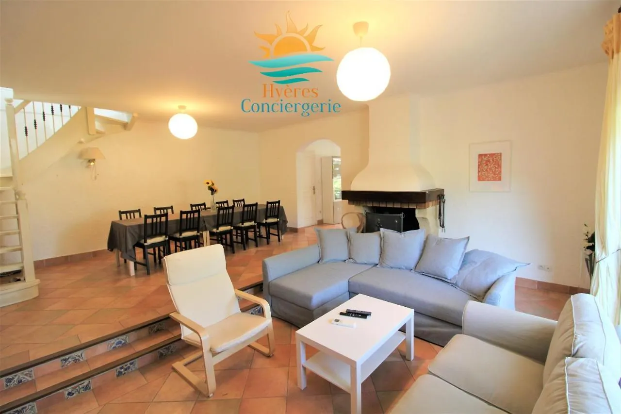 Villa Giens 4Ch Clim Parking Wifi Piscine Partagee By Hc Hyeres France