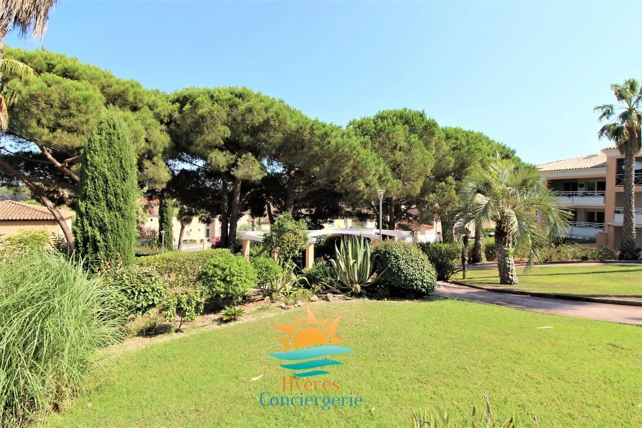 Villa Giens 4Ch Clim Parking Wifi Piscine Partagee By Hc Hyères 0*,  Francia